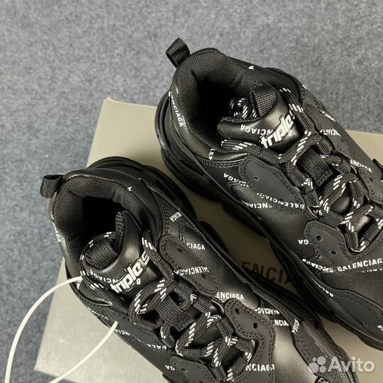 Кроссовки balenciaga triple-s