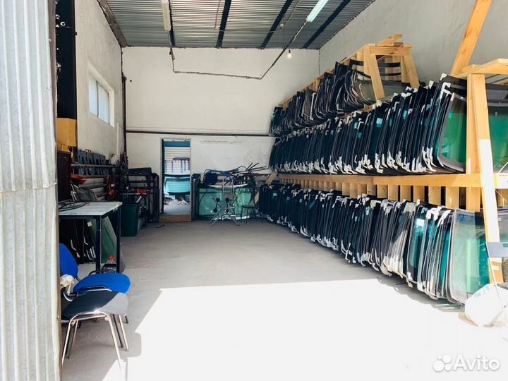 Лобовое стекло Шевроле Кобальт