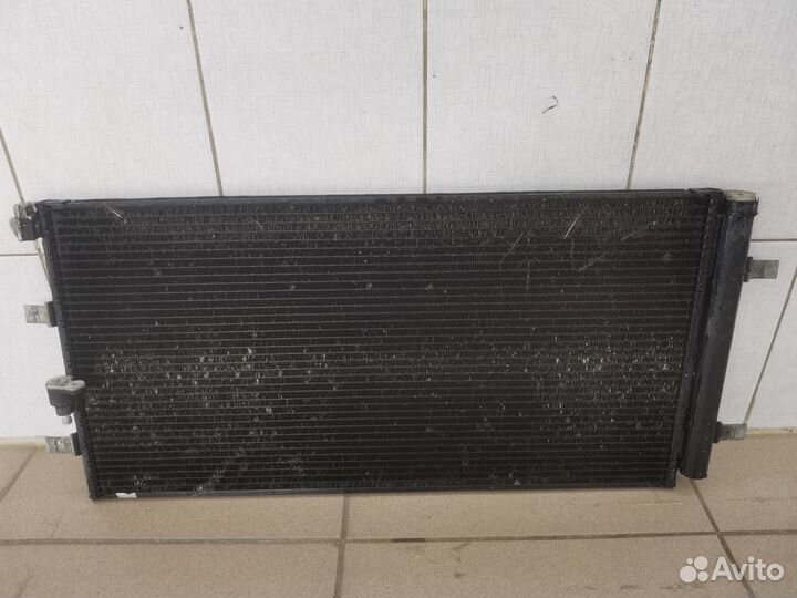 Радиатор кондиционера Audi A4 B8,A5,Q5 8K0260401H