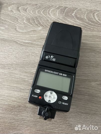 Вспышка Nikon Speedlight SB-800