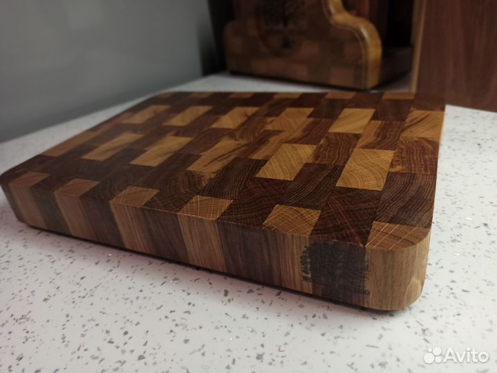 Торцевая разделочная доска из дуба