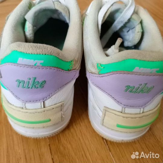 Кроссовки nike женские