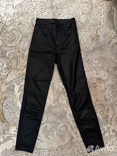 Брюки черные calzedonia