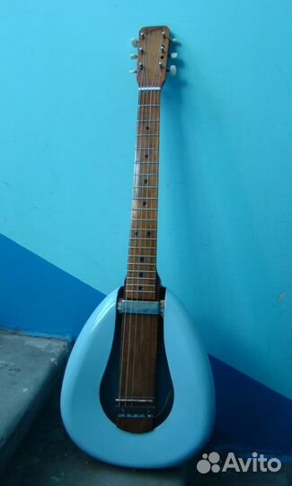 Уникальная электрогитара утка