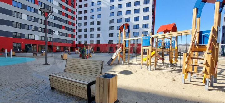 2-к. квартира, 71,3 м², 4/10 эт.