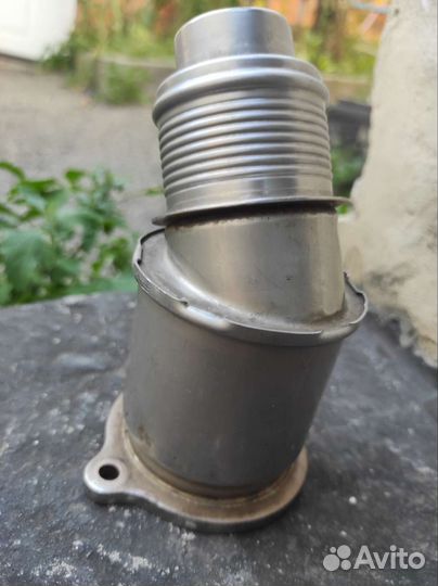 Патрубок турбины 04L131111AD