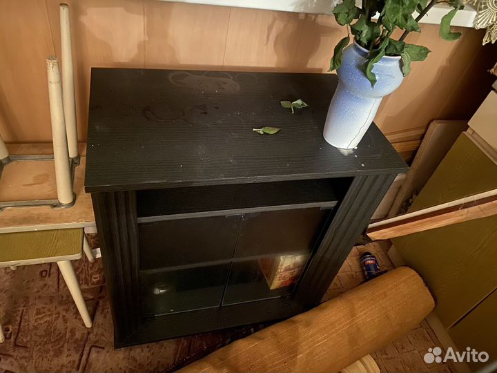 Тумба под телевизор
