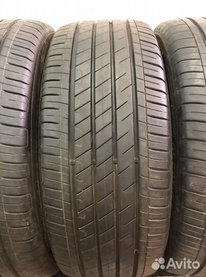 Goodyear EfficientGrip Performance 235/45 R19 95V