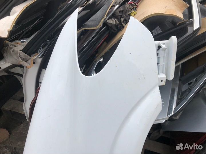 Крыло переднее правое Mercedes-Benz Vito W639