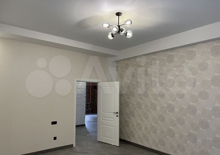 3-к. квартира, 88,2 м², 1/4 эт.