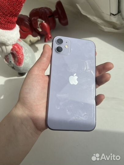iPhone 11, 64 ГБ