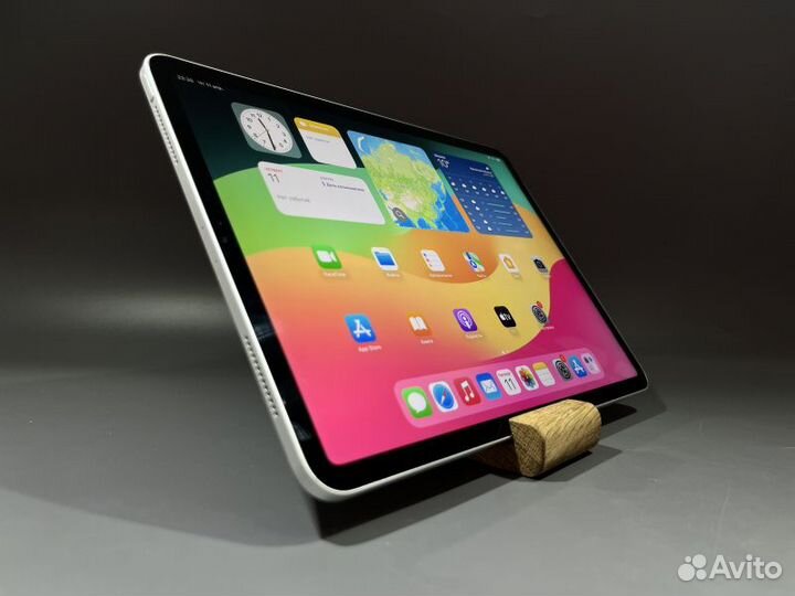 Планшет Apple iPad Pro 11 (1-го поколения) (2018)