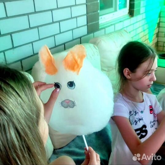 Сладкая вата и фигурки из нее на детский праздник