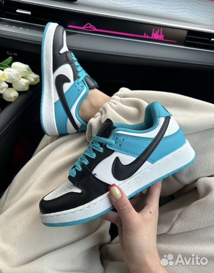 Кроссовки nike air jordan женские