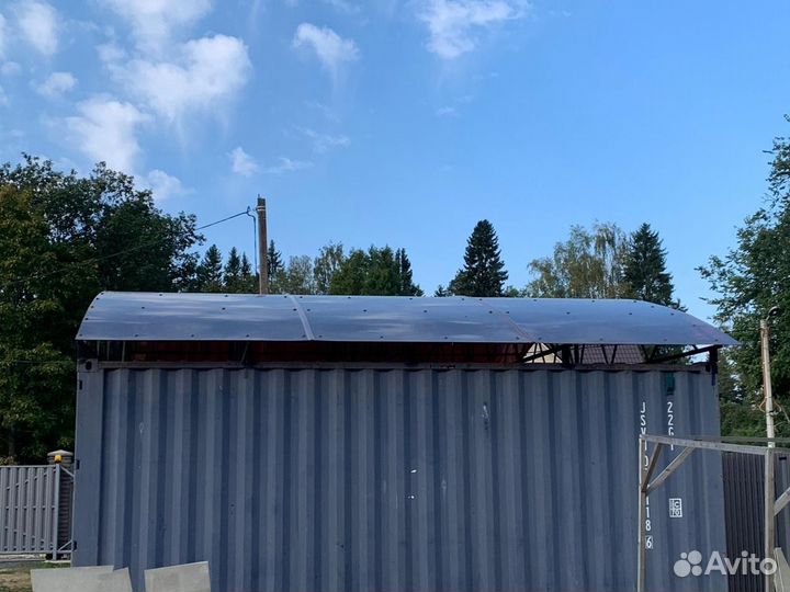 Навес из поликарбоната