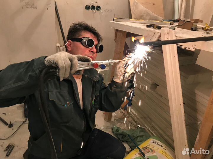 Газовщик Газовая служба Перенос газовых труб