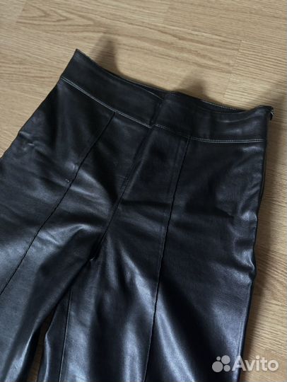 Кожаные штаны zara 36