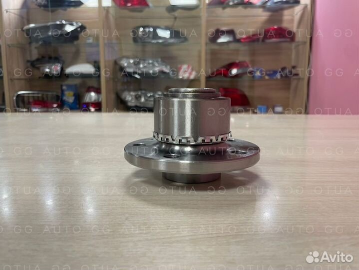 Ступица переднего колеса Поло 10-20 Рапид 13-20