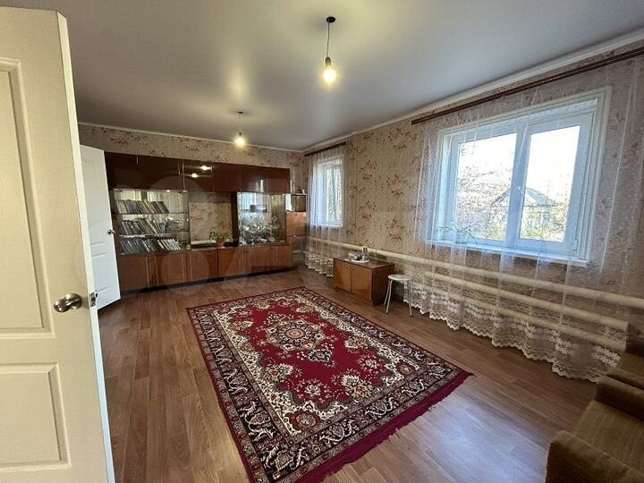 Дом 65,6 м² на участке 6 сот.