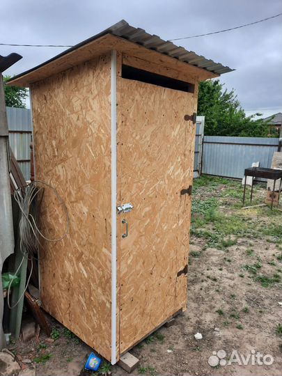Дачный туалет деревянный
