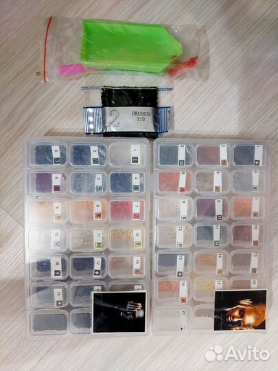 Стразы для алмазной мозаики