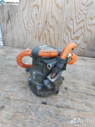 Компрессор кондиционера Toyota Prius 2 NHW20