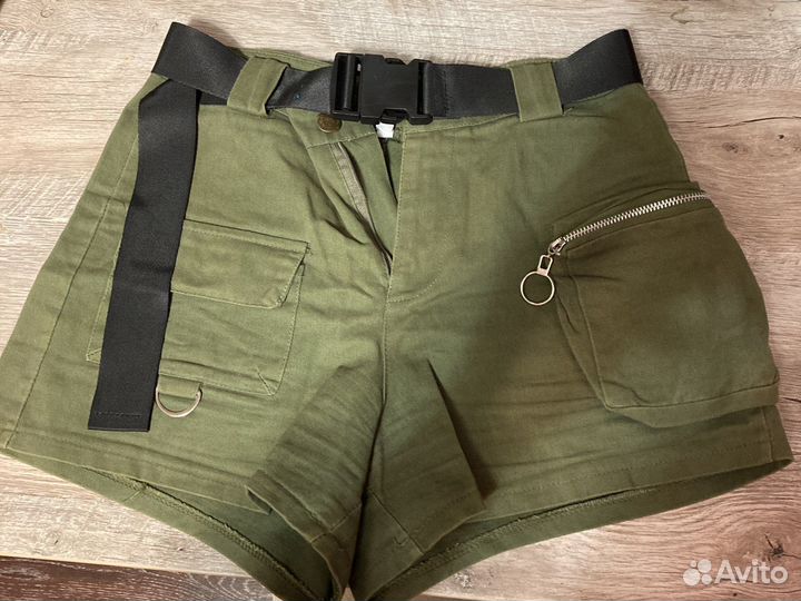 Шорты женские