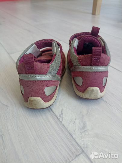 Кроссовки ботинки для девочки 22 размер