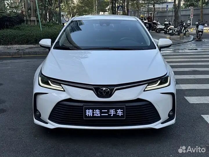 Toyota Corolla 1.5 CVT, 2021, 37 000 км
