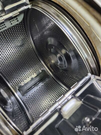 Стиральная машина с вертикальной загрузкой