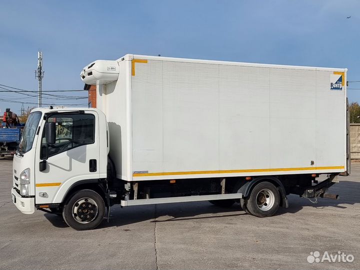 Isuzu NPR, 2021