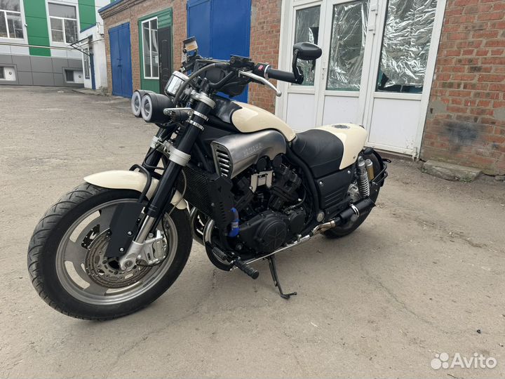 Yamaha v max 1200 custom