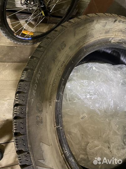 Pirelli Ice Zero 205/55 R16