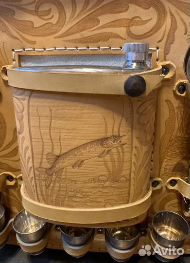 Подарочный набор для пикника в кейсе