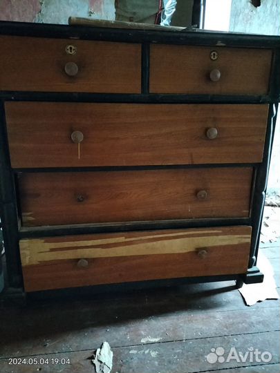 Комод ретро