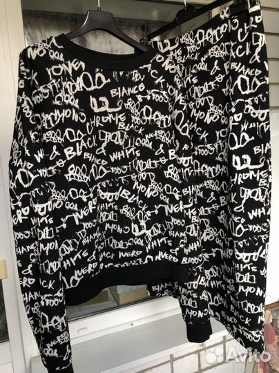 Продам юбку и свитер (костюм) женский