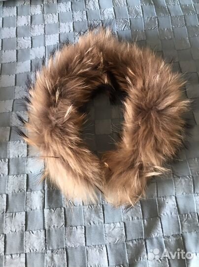 Меховой воротник енот на детский пуховик