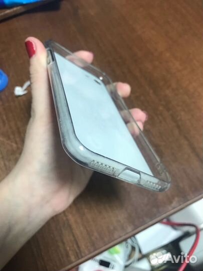 Чехлы на iPhone 7