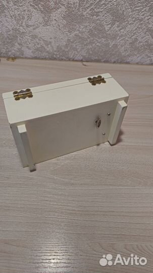 Шкатулка для украшений