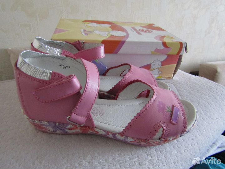 Сандали, босоножки