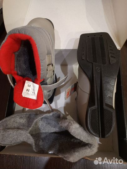 Лыжные ботинки