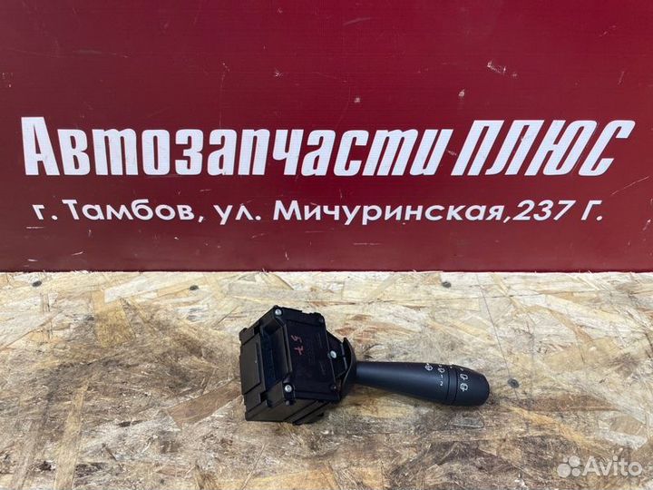 Переключатель стеклоочистителей Renault Sandero