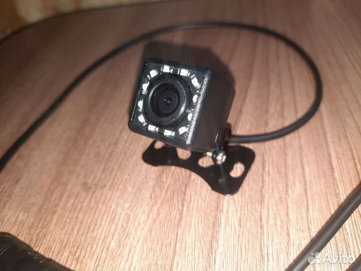 Камера заднего вида инфракрасная