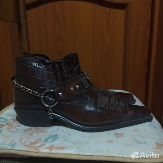 Казаки мужские