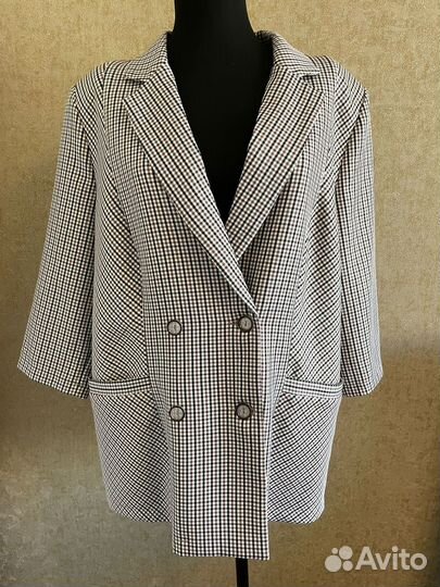 Пиджак в клетку 52
