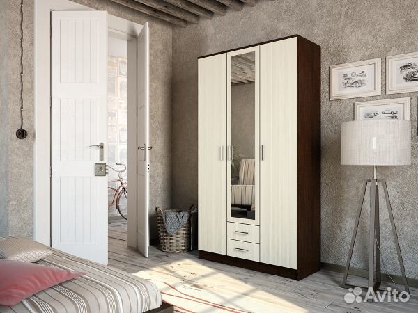 Шкаф 3х-створчатый 