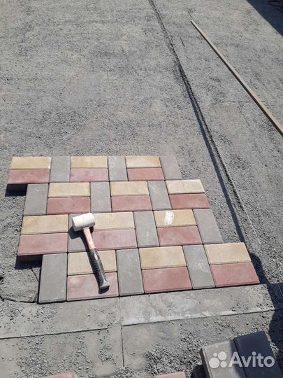 Укладка тротуарной плитки