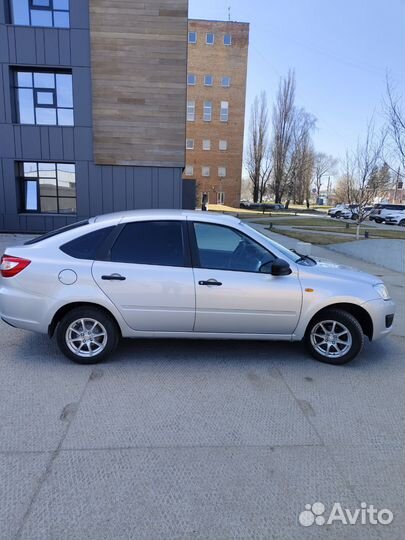 LADA Granta 1.6 МТ, 2016, 70 000 км