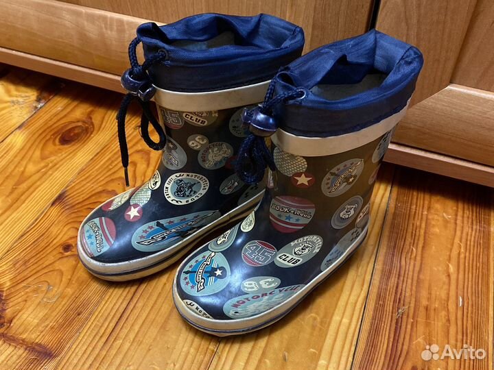 Детские резиновые сапоги