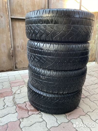 Michelin Latitude Cross 235/55 R18